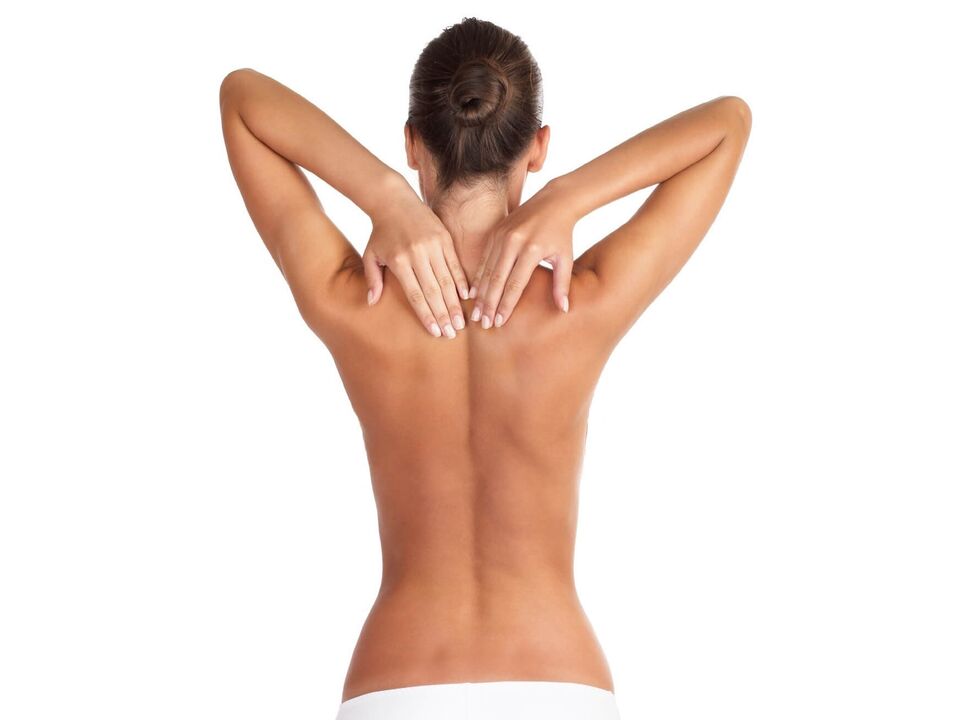 Dívka s osteochondrosou krční páteře